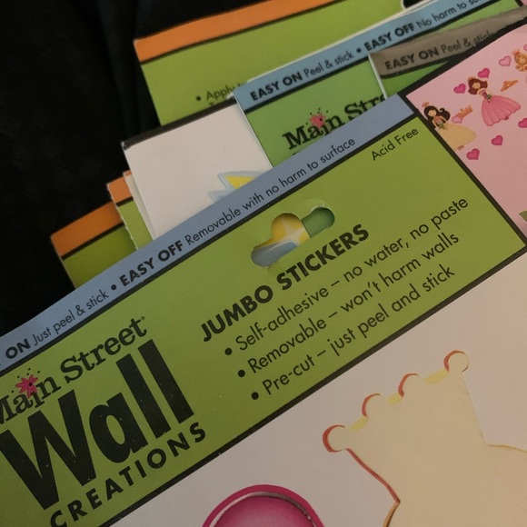 Multiple wall decals - Picture 7 of 8